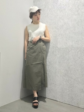 「ノースリーブニット」｜「アイテム（帽子）」を使った、hiroさん（レディース・157cm）の夏コーディネート