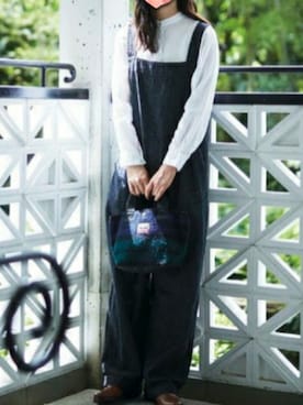 「Sunny clouds（サニークラウズ）のアイテム（サロペット/オーバーオール）」を使った、SATOMIさん（レディース・160cm）の秋コーディネート