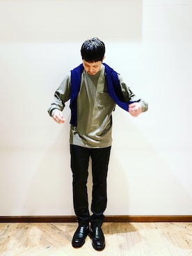 「GLOBAL WORK（グローバルワーク）のハイゲージボタンカーデ/892071（カーディガン/ボレロ、ブルー系）」を使った、JunK297さん（メンズ・173cm）の夏コーディネート