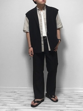 「ベスト」｜「アイテム（ビーチサンダル）」を使った、 mochizukitakuyaさん（メンズ・170cm）の春コーディネート