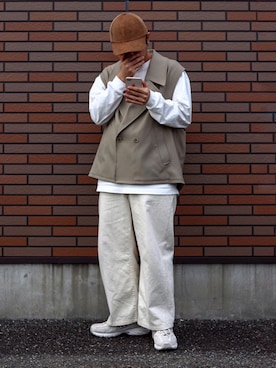 「SENSE OF PLACE by URBAN RESEARCH（センスオブプレイスバイアーバンリサーチ）のワイドデニム（その他パンツ）」を使った、 mochizukitakuyaさん（メンズ・170cm）の秋コーディネート