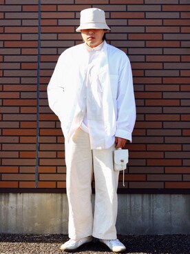 「SENSE OF PLACE by URBAN RESEARCH（センスオブプレイスバイアーバンリサーチ）のワイドデニム（その他パンツ）」を使った、 mochizukitakuyaさん（メンズ・170cm）の冬コーディネート