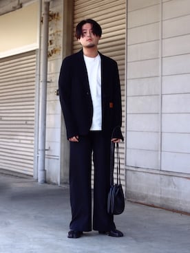 「SUNSEA（サンシー）のアイテム（テーラードジャケット）」を使った、 mochizukitakuyaさん（メンズ・170cm）の春コーディネート