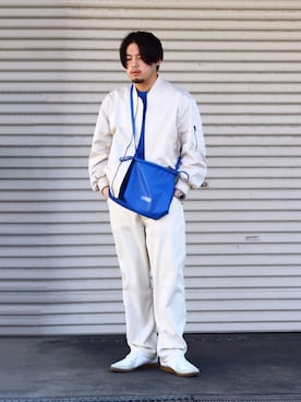 「サコッシュ」｜「アイテム（MA-1）」を使った、 mochizukitakuyaさん（メンズ・170cm）の春コーディネート