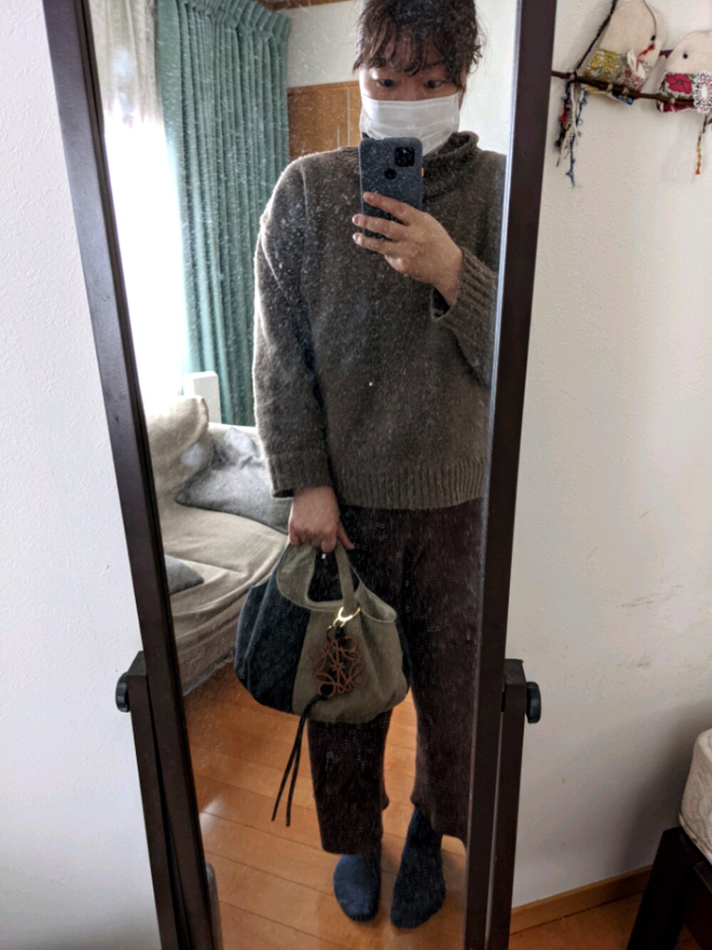 「ブラウンコーデ」｜「NICE CLAUPのアイテム（パンツ、ブラウン系）」を使った、sachii0525さん（レディース・173cm）の冬コーディネートの1枚目の写真