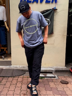 「is-ness（イズネス）のアイテム（サンダル）」を使った、IwaoMatsuyamaさん（メンズ・165cm）の春コーディネート