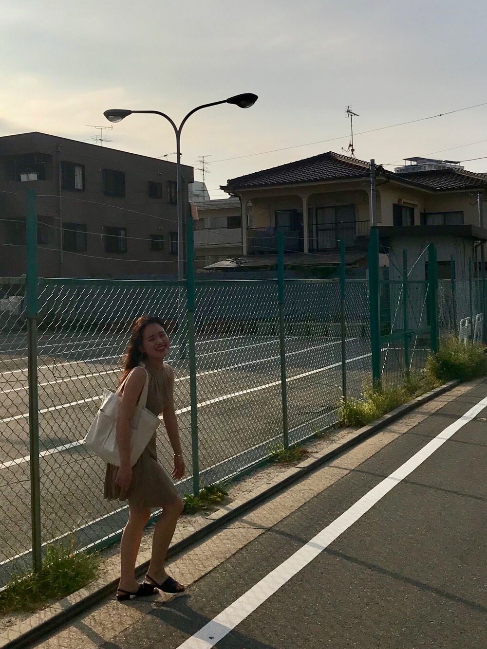 「fukuoka、summerdress、summer、MUJI」｜「Mujiのアイテム（ショルダーバッグ、ベージュ系）」を使った、𝕚⚘𝕝𝕚さん（レディース・156cm）の春コーディネートの1枚目の写真