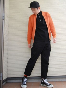 ニット セーターを使った 黒 オレンジ のメンズ人気ファッションコーディネート Wear