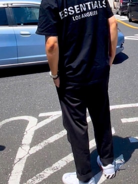「OFF-WHITE」｜「アイテム（腕時計）」を使った、yfc  さん（メンズ・176cm）の春コーディネート