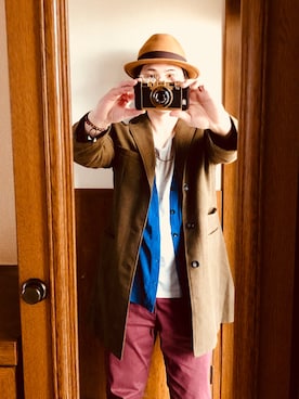 「アイテム（PC・スマホグッズ/家電、ゴールド系）」を使った、よっしー🌟さん（メンズ・172cm）の冬コーディネート
