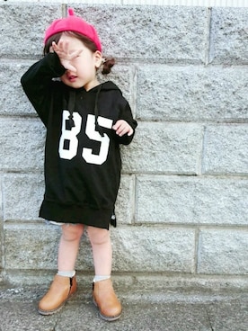 「KOREAのアイテム（ニットキャップ/ビーニー、レッド系）」を使った、a_u_chan☆さん（キッズ・100cm）の秋コーディネート