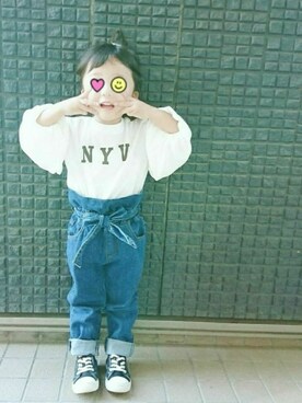 「KOREAのアイテム（デニムパンツ、ブルー系）」を使った、a_u_chan☆さん（キッズ・100cm）の秋コーディネート