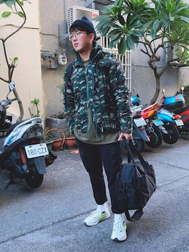 「PULL&BEAR（プルアンドベア）のアイテム（チノパンツ）」を使った、Kobeさん（メンズ・174cm）の夏コーディネート