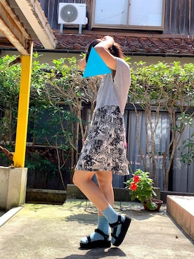 「Design Tshirts Store graniph（デザイン　ティーシャツ　ストア　グラニフ）のアイテム（シャツワンピース）」を使った、なおなおさん（レディース・157cm）の夏コーディネート