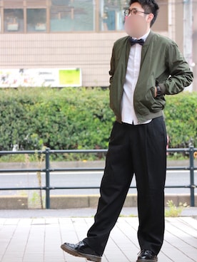 「アーバンリサーチ」｜「アイテム（MA-1）」を使った、kasiさん（メンズ・183cm）の秋コーディネート