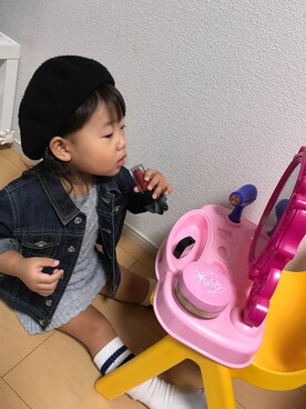 「COMME CA DU MODE（コムサデモード）のアイテム（デニムジャケット）」を使った、RIK♡さん（キッズ・90cm）の秋コーディネート