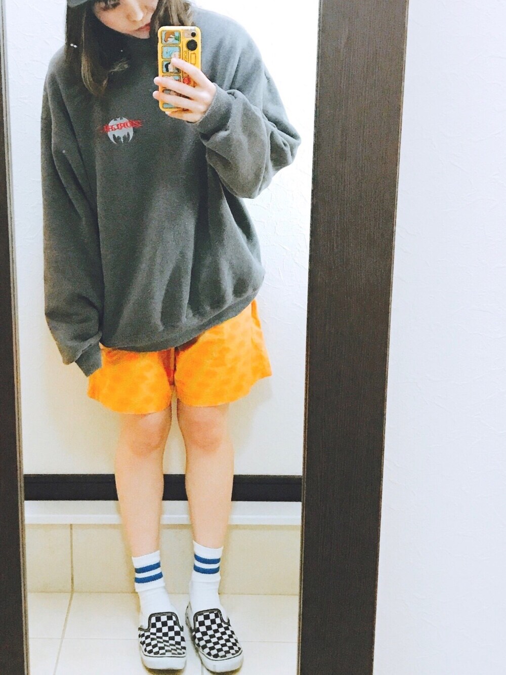 「スケート、AYAMO、Dickies、ZORLAC、VANS」｜「Dickiesのアイテム（パンツ、イエロー系）」を使った、ぴょんさん（レディース・150cm）の夏コーディネートの1枚目の写真