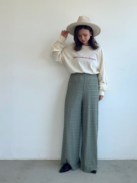 「アイテム（スリッポン）」を使った、ちーかまさん（レディース・151cm・20代）の秋コーディネート