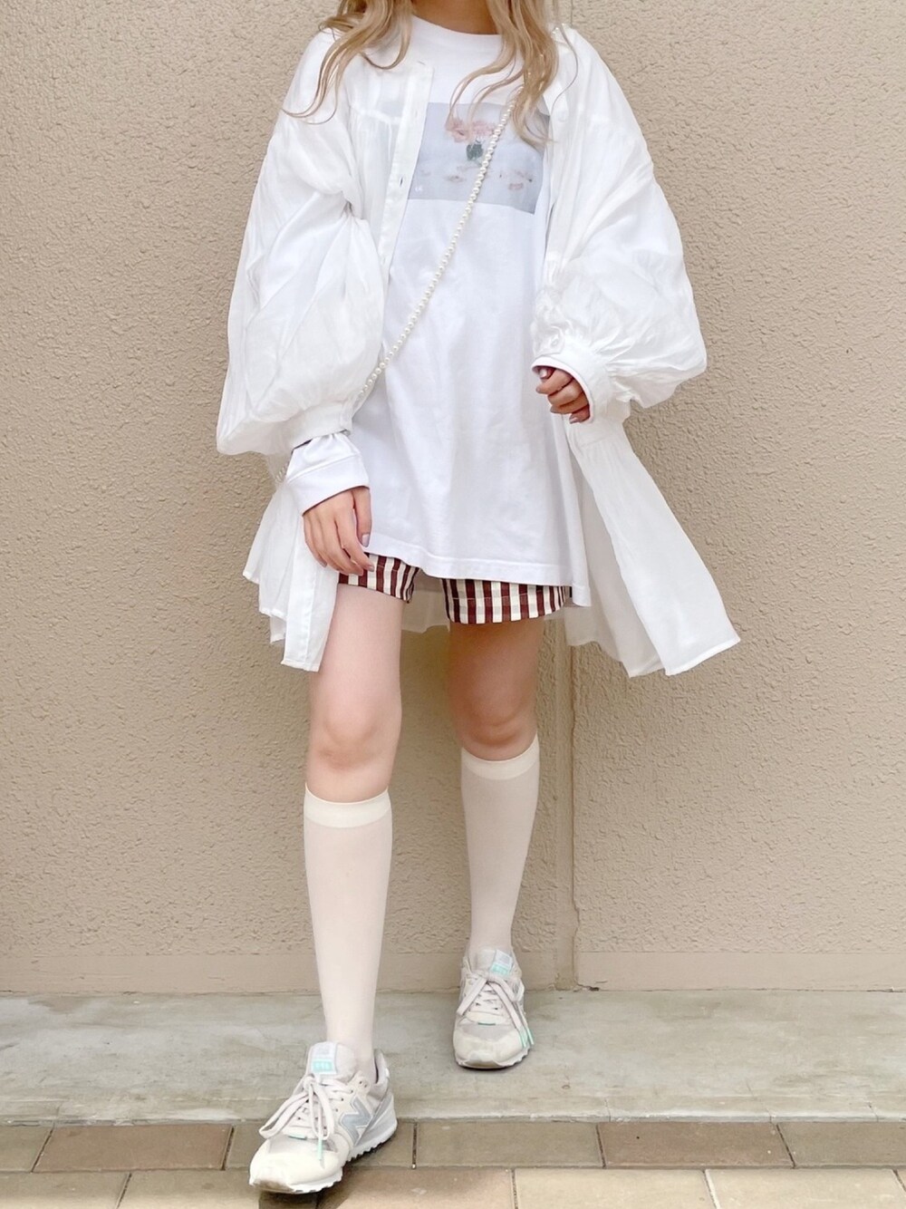 「archives、プチプラ、148cm、148cmコーデ、低身長、低身長コーデ、低身長女子、アパレルスタッフ、オールホワイト、オールホワイトコーデ」｜「archivesのシアーボイルティアードブラウス（シャツ/ブラウス、ホワイト系）」を使った、misaさん（レディース・148cm）の春コーディネートの1枚目の写真
