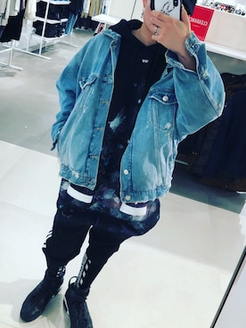 「OFF-WHITE」｜「アイテム（その他）」を使った、Tatsu🐉さん（メンズ・163cm）の春コーディネート