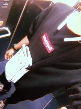 「UNIQLO（ユニクロ）のアイテム（デニムパンツ、ブラック系）」を使った、大輝さん（メンズ・176cm）の秋コーディネート