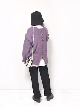「パープル×黒」｜「アイテム（帽子）」を使った、𝕡𝕠𝕟𝕟𝕦☺︎!さん（レディース・160cm）の冬コーディネート