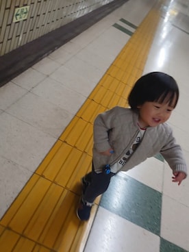 「チビデブ」｜「アイテム（ジャケット/アウター）」を使った、たいちんさん（キッズ・80cm）の春コーディネート
