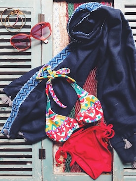 「アイテム（マフラー）」を使った、代官山セレクトショップWild Lilyさん（レディース・160cm）の夏コーディネート