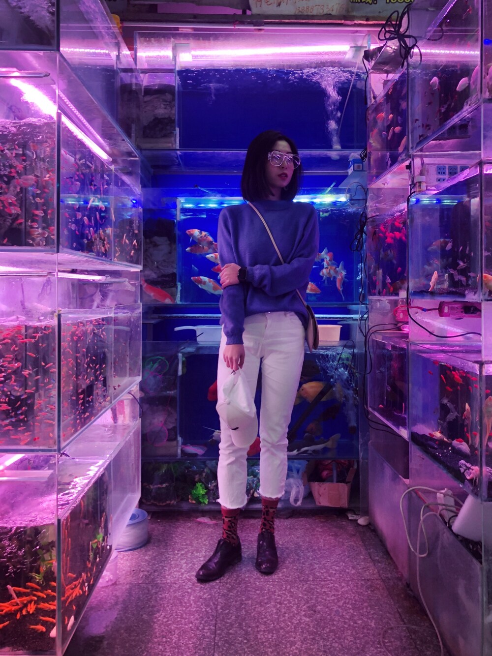 「Fishbowls、blue、outfit」｜「Handmadeのアイテム（Tシャツ/カットソー、ブルー系）」を使った、MIDORIKO❻さん（レディース・168cm）の冬コーディネートの1枚目の写真
