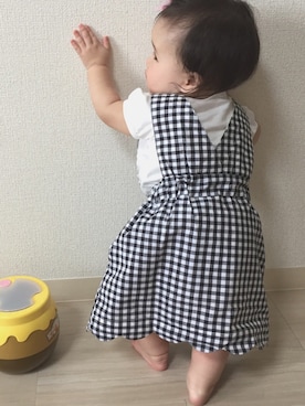 「apres les cours（アプレレクール）のアイテム（ジャンパースカート）」を使った、momonさん（キッズ・70cm）の夏コーディネート