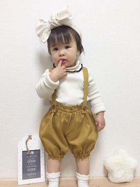 「フリルネック」｜「アイテム（サロペット/オーバーオール）」を使った、momonさん（キッズ・70cm）の冬コーディネート