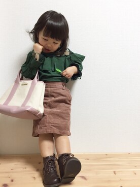 「SEVENDAYS=SUNDAY（セブンデイズサンデイ）のアイテム（スカート）」を使った、momonさん（キッズ・90cm）の冬コーディネート