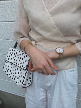 「kate spade new york（ケイトスペード ニューヨーク）のアイテム（デジタル腕時計）」を使った、earlgrayayanoさん（レディース・163cm）の冬コーディネート