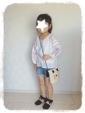 「petit main（プティマイン）のアイテム（かごバッグ）」を使った、rara*さん（キッズ・110cm）の春コーディネート