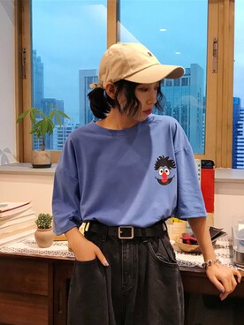 ブルーのtシャツ 韓国ファッションビッグtを使ったレディース人気ファッションコーディネート Wear