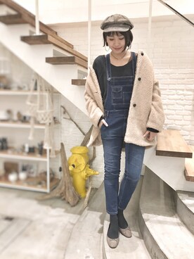 「RED CHOP WORKS（レッドチョップワークス）のアイテム（オールインワン・サロペット）」を使った、hamaさん（レディース・163cm）の冬コーディネート