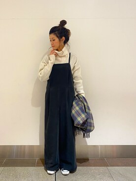 「ゆったりシルエット」｜「アイテム（オールインワン・サロペット）」を使った、たぐまさやこさん（レディース・158cm）の冬コーディネート