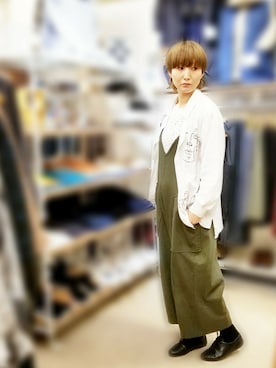 「Rccat（アールシーキャット）のアイテム（サロペット/オーバーオール）」を使った、紅い実穂波店 Rccatさん（レディース・158cm）の春コーディネート