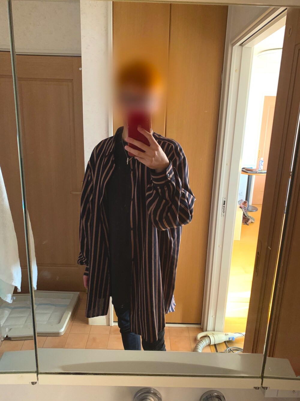 「ETHOSENSのアイテム（シャツ/ブラウス、ブラック系）」を使った、ddさん（メンズ・179cm）の秋コーディネートの1枚目の写真