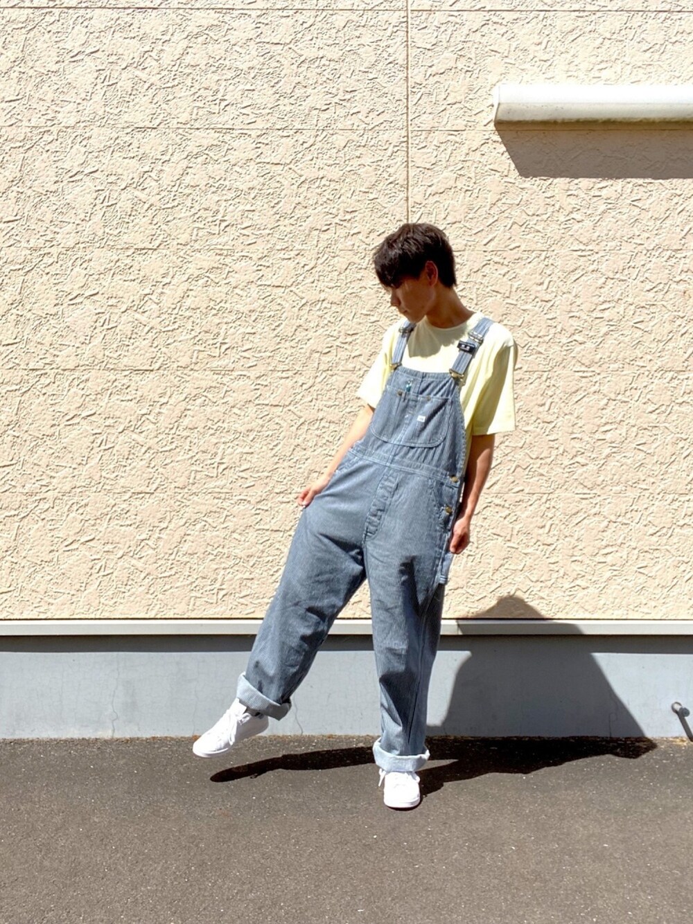 「シンプルコーデ、ビックシルエット、今日のコーデ、白スニーカー、カジュアル、オーバーオール、夏、LEE、adidas、SENSEOFPLACE」｜「Leeの【大きいサイズ 2L~5L】Lee/リー【年間ベストセラー】オーバーオール（サロペット/オーバーオール、ブルー系）」を使った、Chihiroさん（メンズ・172cm）の夏コーディネートの1枚目の写真