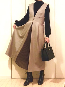 「axes femme（アクシーズファム）のアイテム（ジャンパースカート）」を使った、Soraさん（レディース・159cm）の冬コーディネート