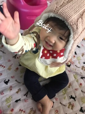 「ネイル」｜「アイテム（ニットキャップ/ビーニー）」を使った、aiさん（キッズ・80cm）の冬コーディネート
