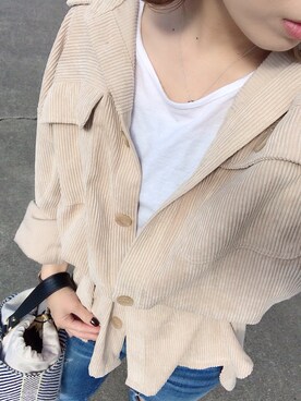 「TODAYFUL（トゥデイフル）のコーデュロイシャツ（シャツ/ブラウス）」を使った、𝙻𝚒.☺︎✓さん（レディース・149cm）の冬コーディネート