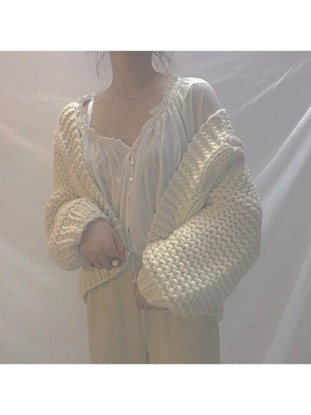 「ootd、Another Edition、mystic、FREAK’Ｓ STORE」｜「Another Editionのレースコンビブラウス② ◆（シャツ/ブラウス、ホワイト系）」を使った、牙牙さん（レディース・164cm）の春コーディネートの1枚目の写真