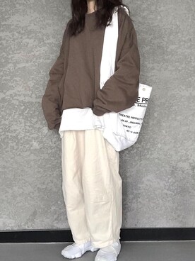 「日系极简」｜「アイテム（スウェット）」を使った、牙牙さん（レディース・164cm）の秋コーディネート