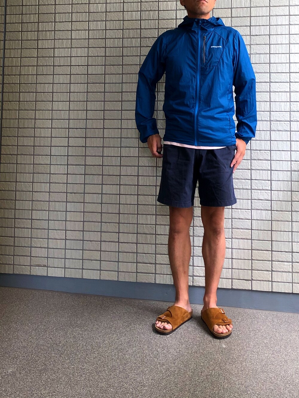 「パタゴニア、patagonia、グラミチ、GRAMICCI、ビルケンシュトック、birkenstock」｜「GramicciのGRAMICCI / グラミチ Shorts G-Shorts（その他パンツ、ブルー系）」を使った、gruffunaさん（メンズ・168cm）の夏コーディネートの1枚目の写真