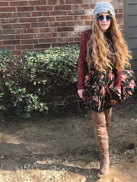 「overthekneeboots」｜LinneaLoreeさん（レディース・157cm）の冬コーディネート