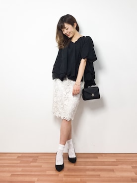 「JUSGLITTY（ジャスグリッティー）のアイテム（スカート）」を使った、ARISAさん（レディース・155cm）の春コーディネート