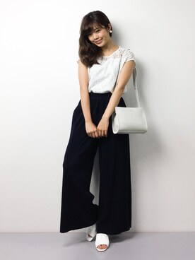 「REGALO（レガロ）のアイテム」を使った、ARISAさん（レディース・155cm）の夏コーディネート