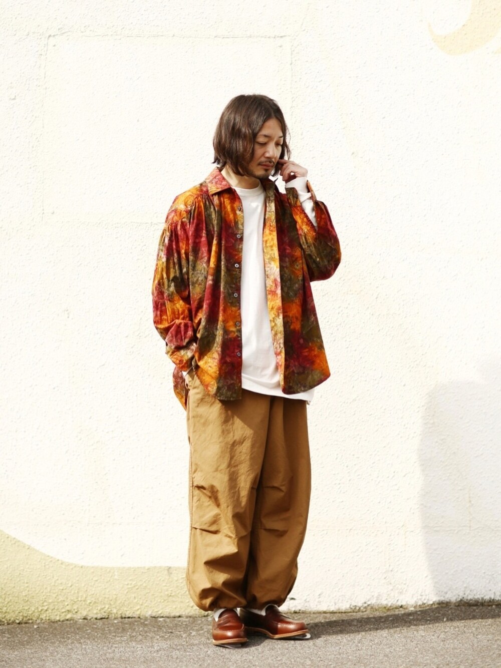 「タイダイ柄、ミリタリー、ミリタリーパンツ、タイダイシャツ」｜「GOLDのGOLD / ゴールド：COTTON WEATHER OVER PANTS：GL41884[MUS]（その他パンツ、ブラウン系）」を使った、NOBORIさん（メンズ・170cm）の夏コーディネートの1枚目の写真